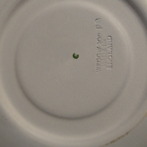 Two Wedgwood cup one saucer - Picture 3 of 3